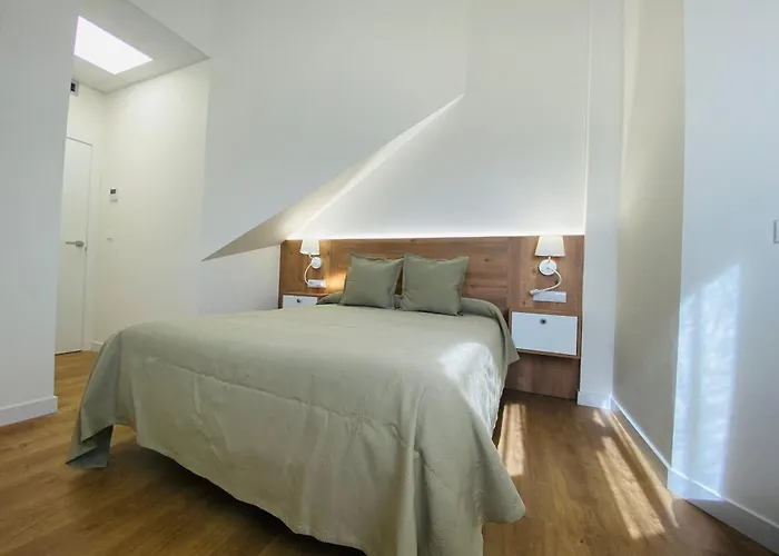 Apartamentos Palacio Alemar